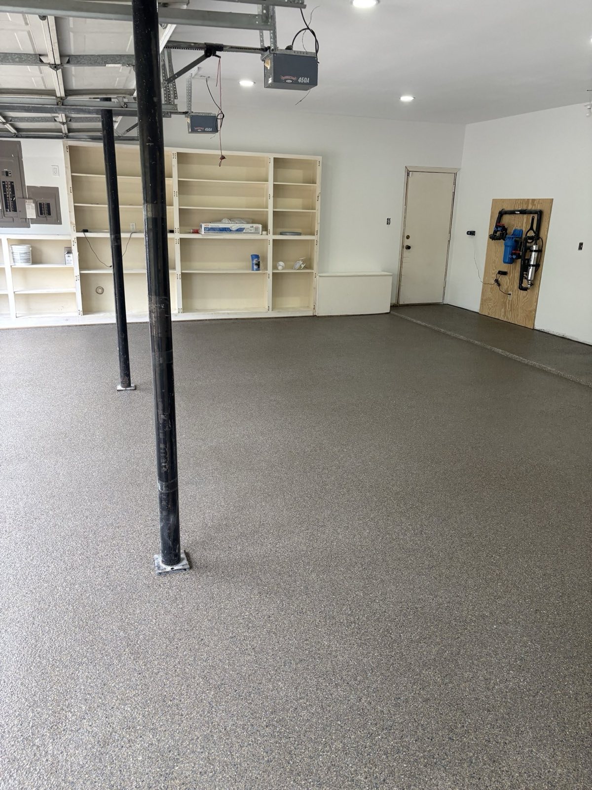After: Obsidian flake epoxy garage floor, Van Alstyne TX